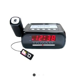DIGITAL PROJECTION ALARM WITH AM/FM ALARM CLOCK RADIO 💖